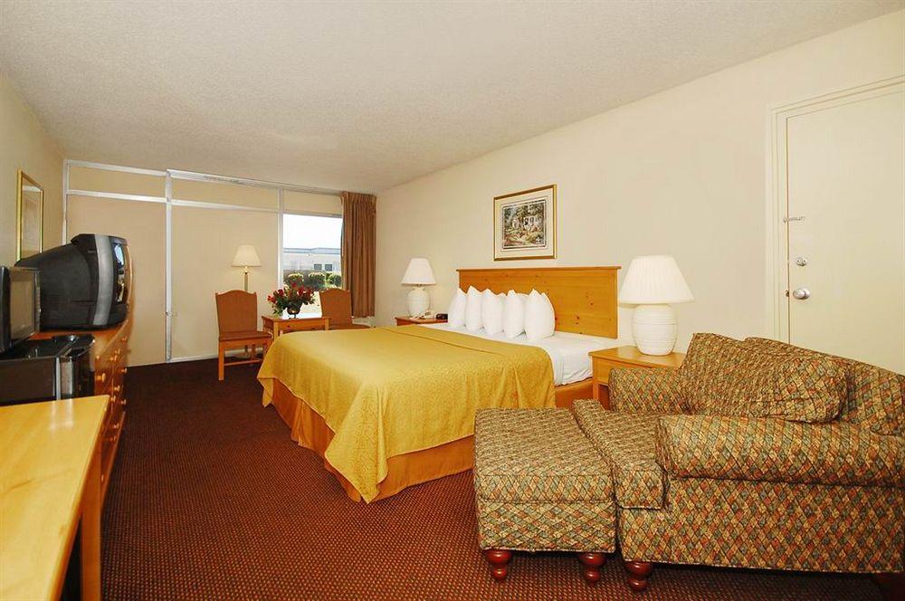Quality Inn & Suites Conference Center Thomasville Exteriér fotografie