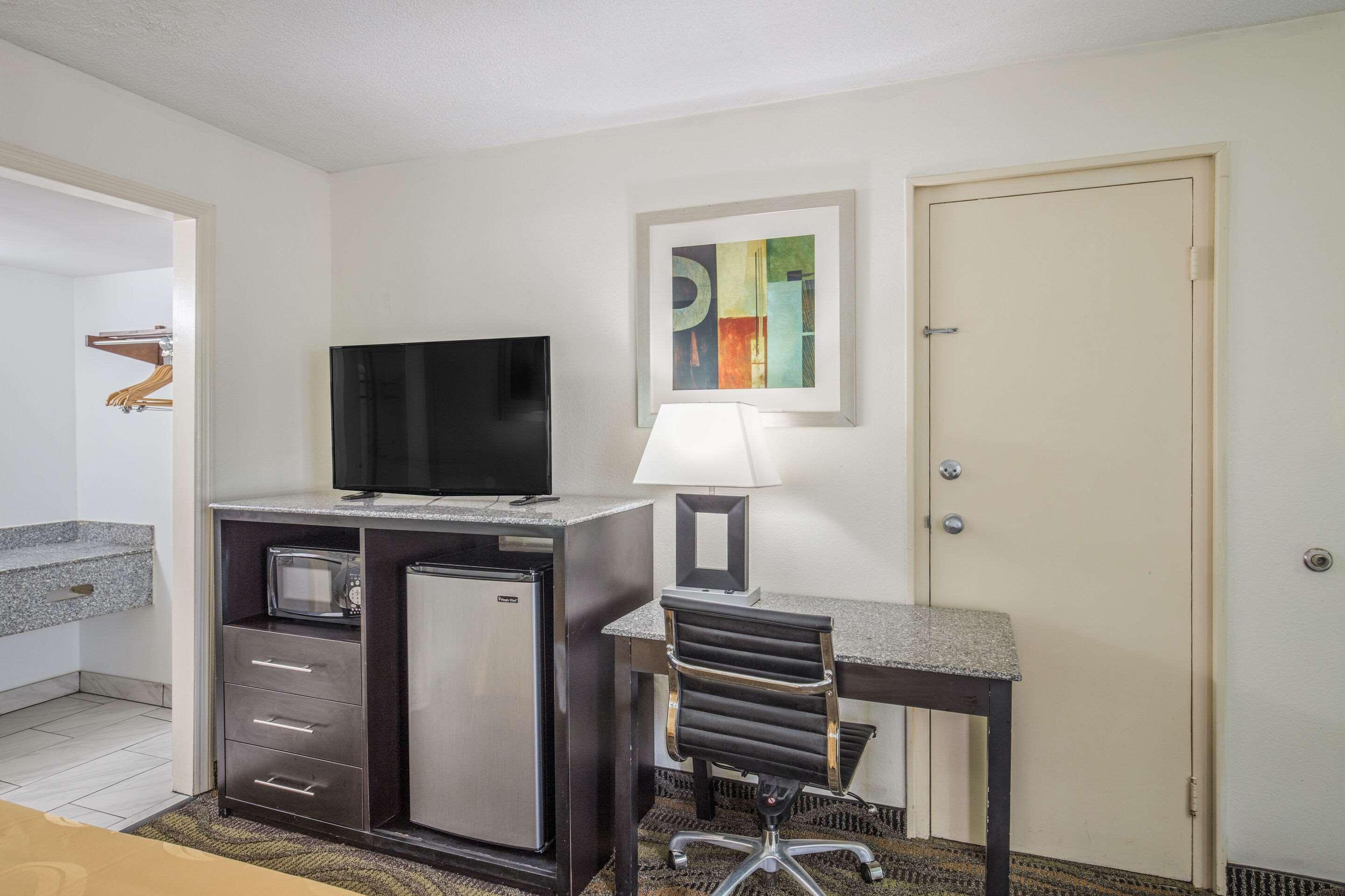 Quality Inn & Suites Conference Center Thomasville Exteriér fotografie