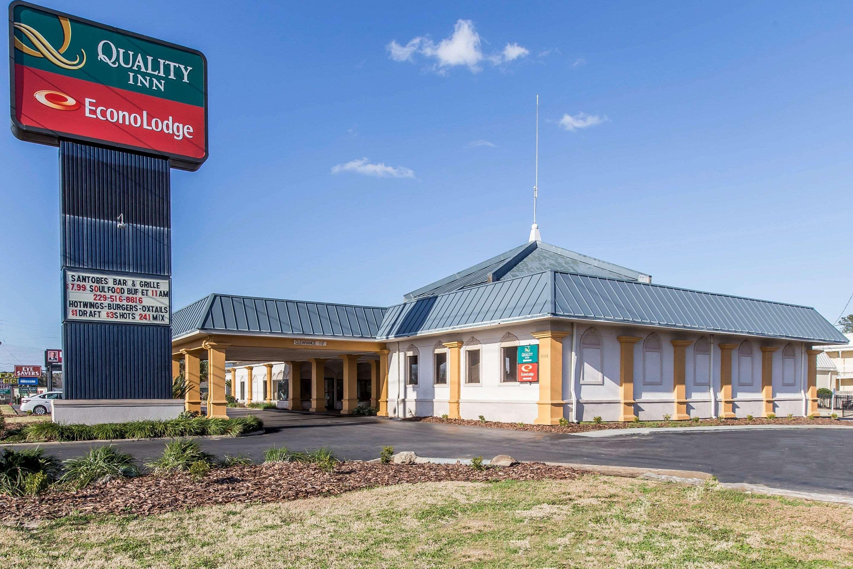 Quality Inn & Suites Conference Center Thomasville Exteriér fotografie